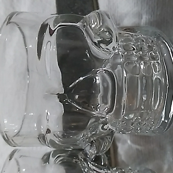 Glass skull shot glasses - Picture 2 of 3